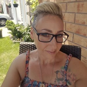 Meet your Posher, Robyn